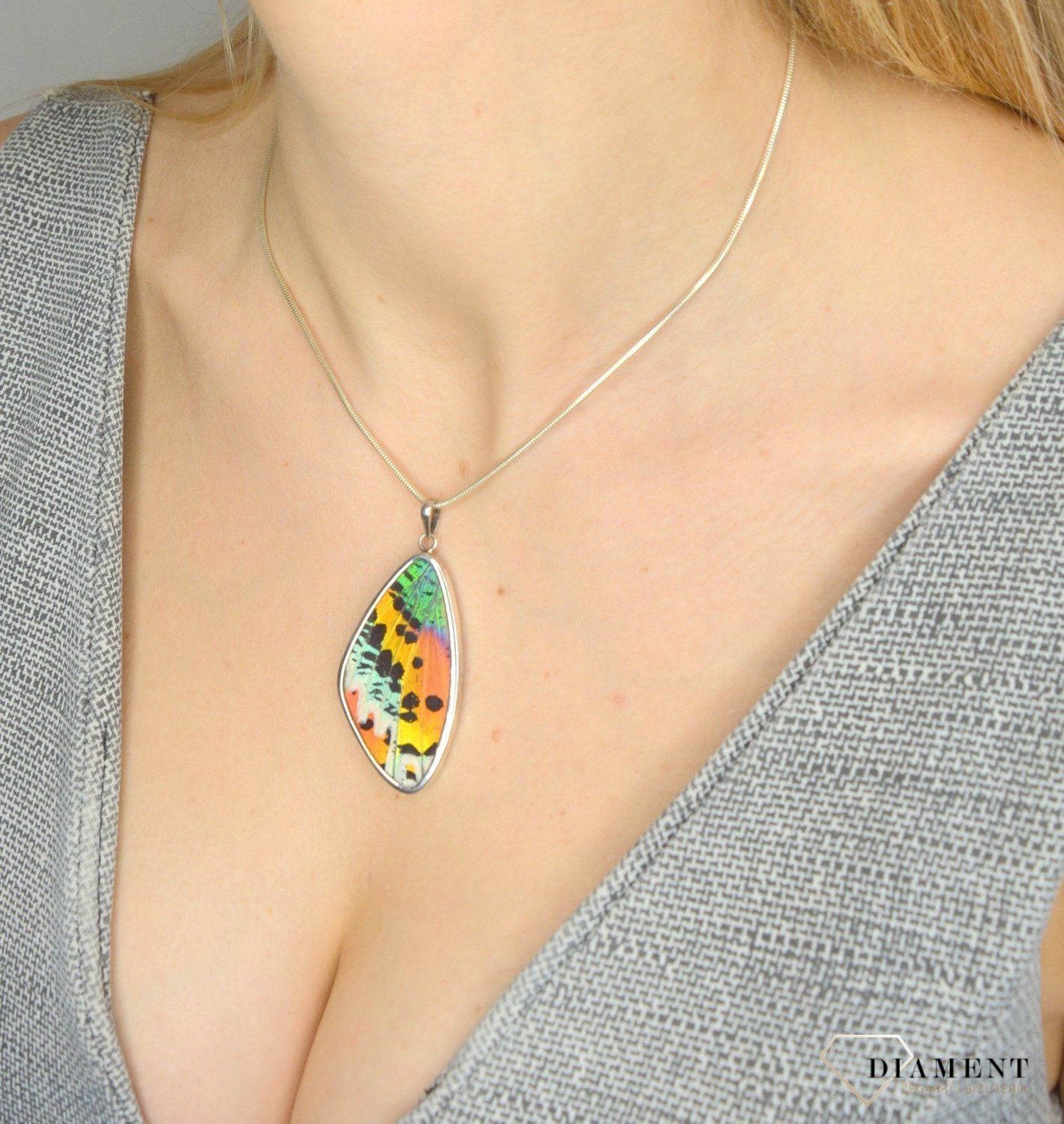 Zawieszka srebrna skrzydła motyla W 2434.jpg